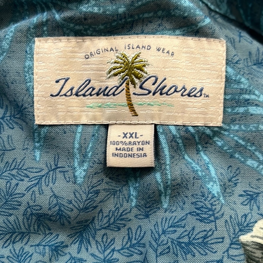 NWT Island Shores XXL Short sleeve Dark Floral tropical pineapple Hawaiian - Picture 5 of 14